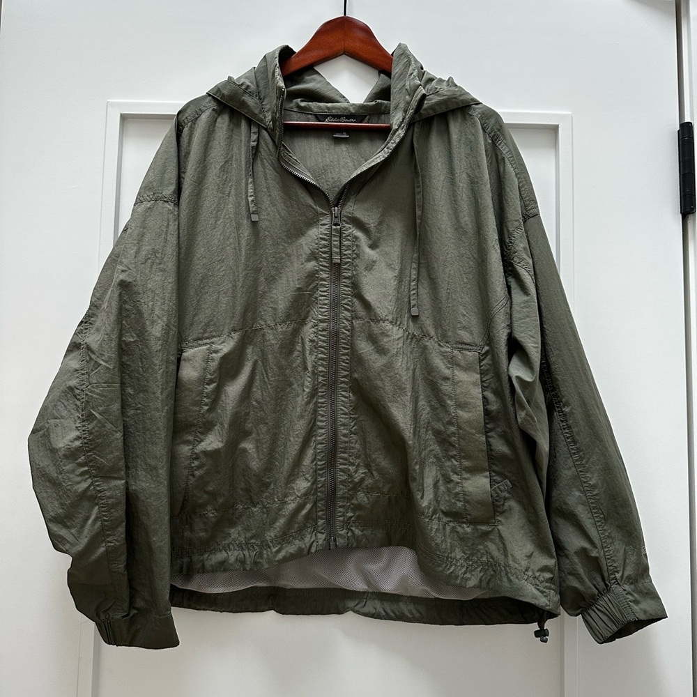 Eddie Bauer Shell with back pocket